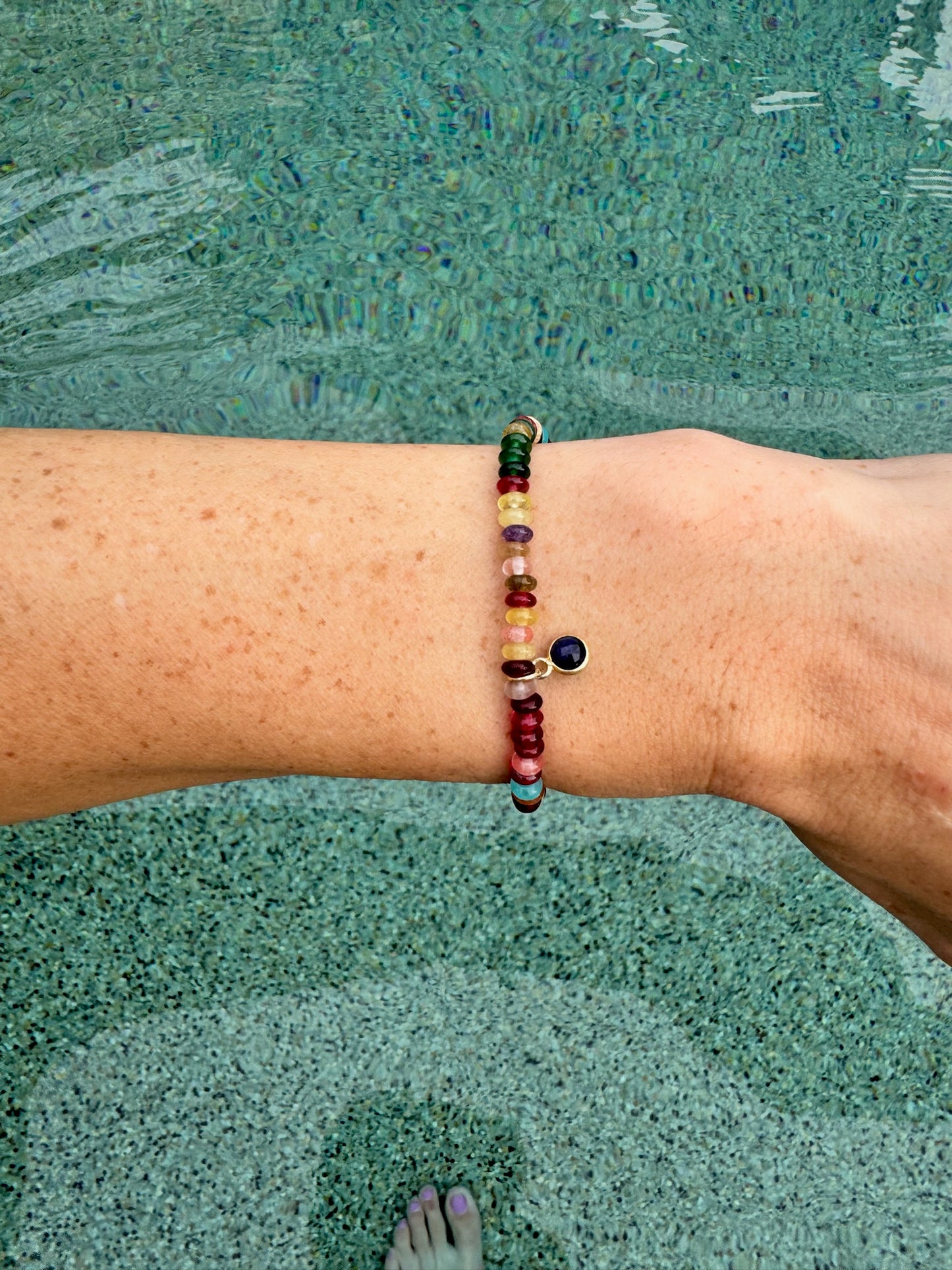 Mino Multi/Red Rondelle Bracelet