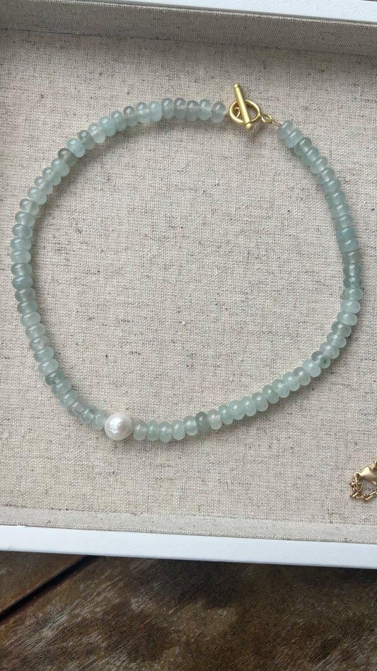 Aquamarine & Single Freshwater Pearl Necklace