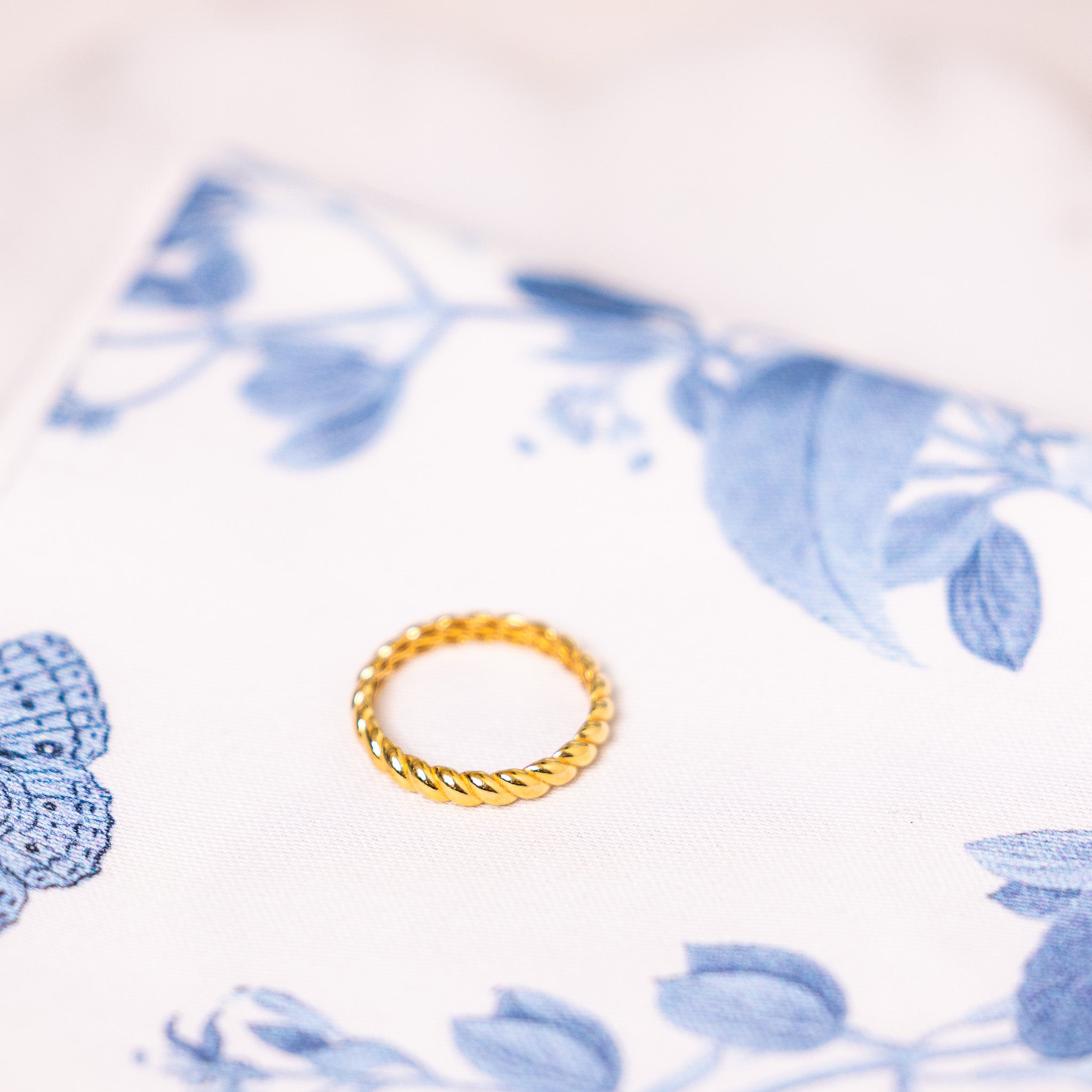 14k Gold Cable Twist Ring