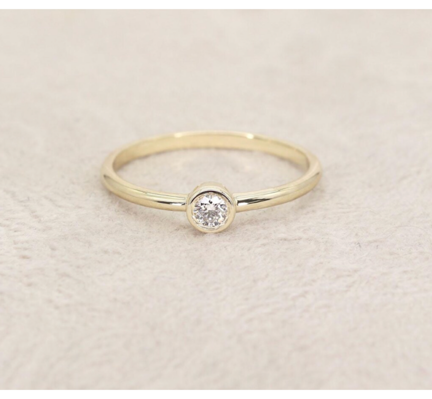 14k Gold & Diamond Solitaire Ring